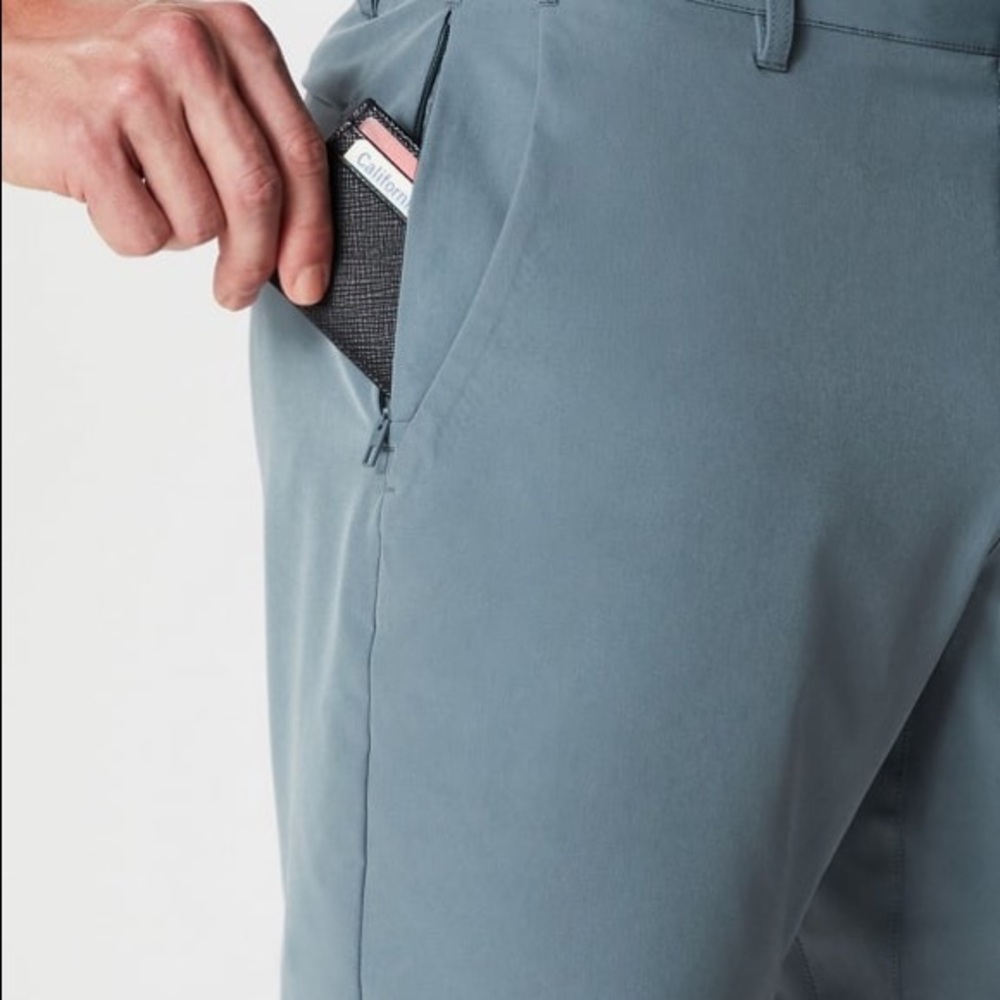 Fabletics The Only Tech Short, Stormcloud, 31 - Picture 3 of 5